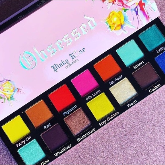 🎀 PINKY ROSE OBSESSED EYESHADOW PALETTE - Picture 4 of 10
